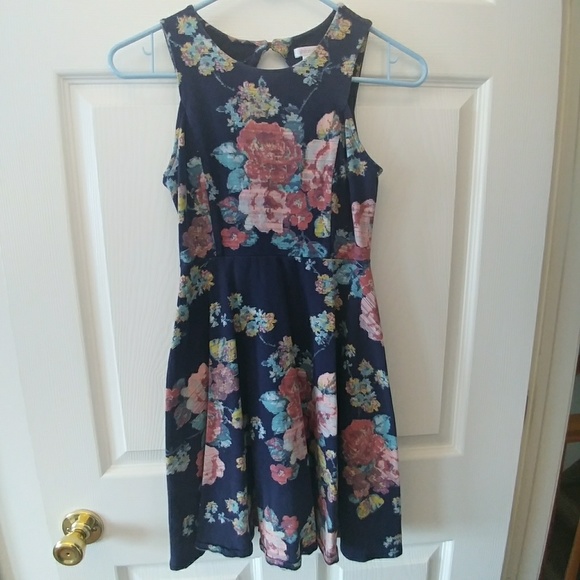 Xhilaration Dresses & Skirts - Floral fit and flare sundress